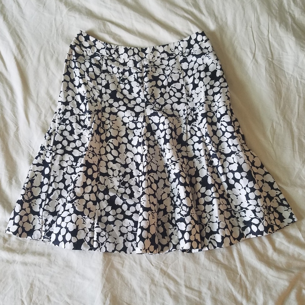 INC Black and White 100% Silk Midi Skirt